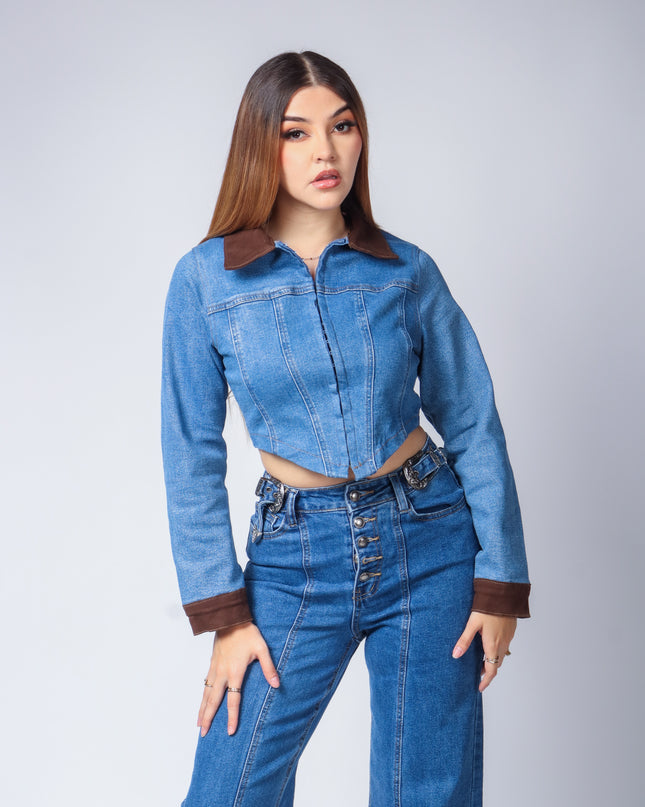 Chamarra de mezclilla vaquera.